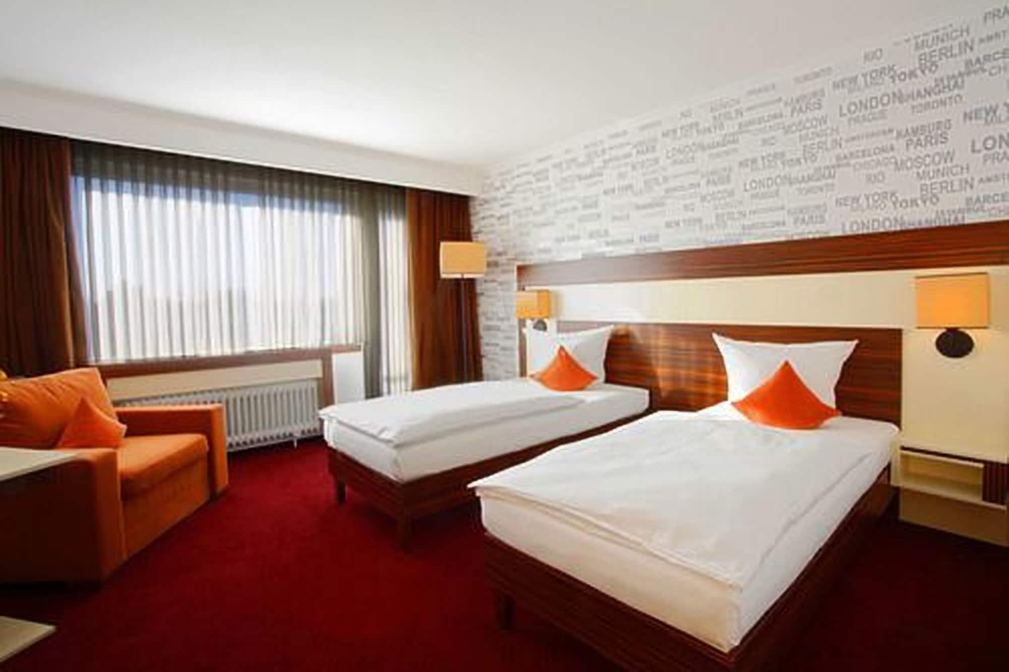 Centro Hotel Norderstedter Hof Экстерьер фото