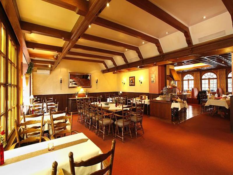 Centro Hotel Norderstedter Hof Экстерьер фото
