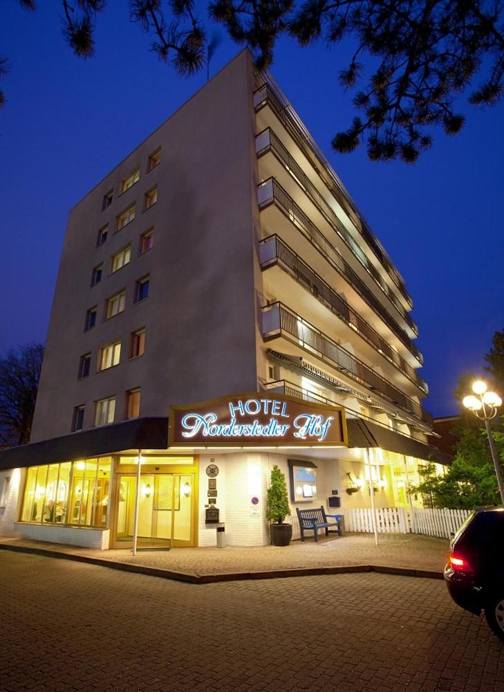 Centro Hotel Norderstedter Hof Экстерьер фото